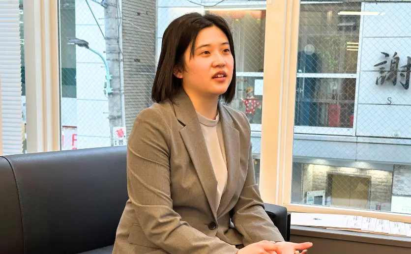 佐藤コンシェルジュ右側